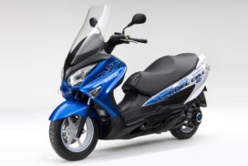 Suzuki Puts First Fuel Cell Scooter on Japanese Public Roads