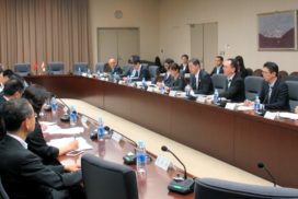 METI–China Vice-Ministers Discuss Rules for Automobile and Parts Sales