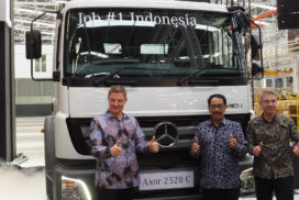 Daimler Begins Knock-Down Production of Large Trucks in Indonesia